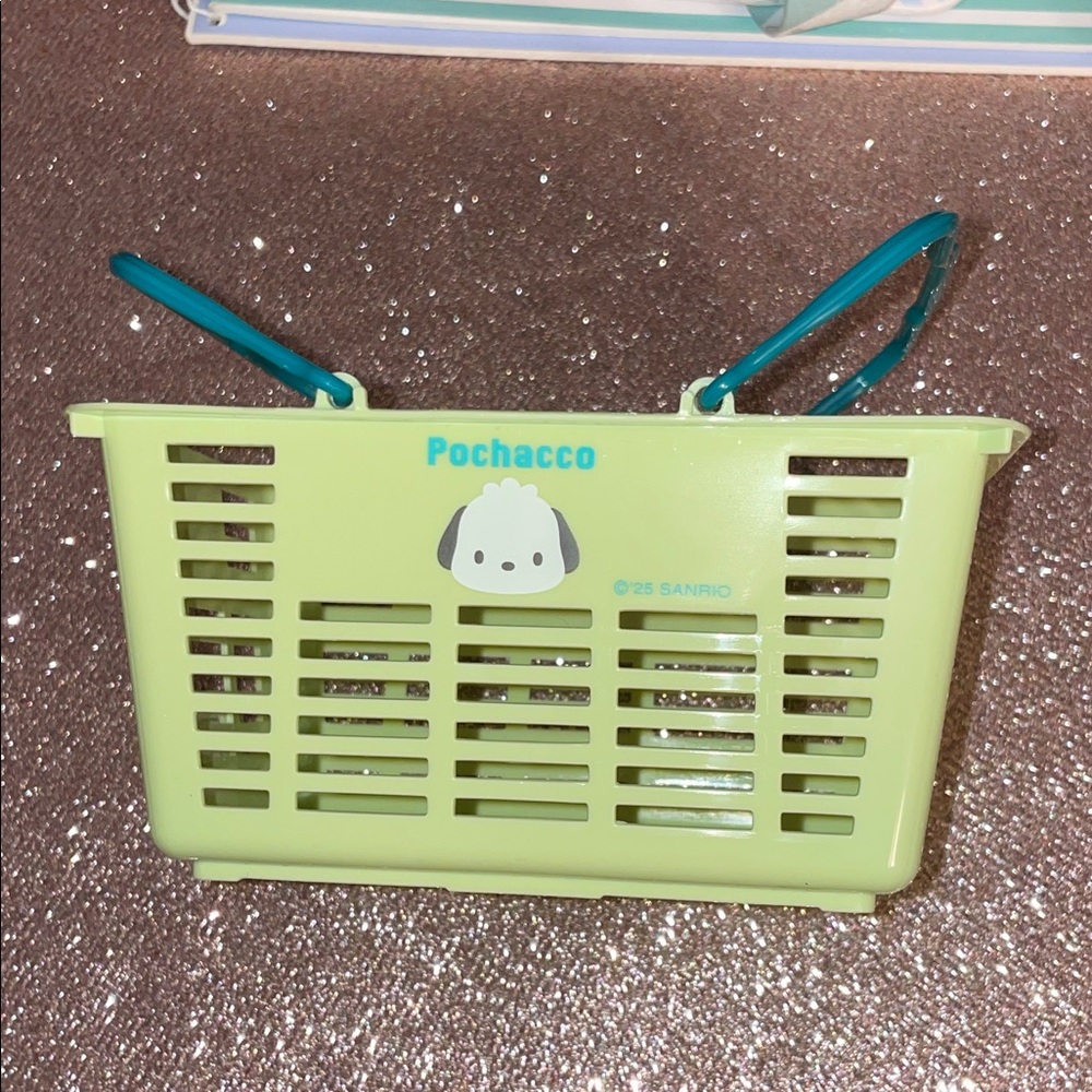 Pochacco basket